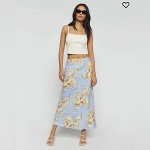 Reformation Layla Linen skirt in “Heavenly”